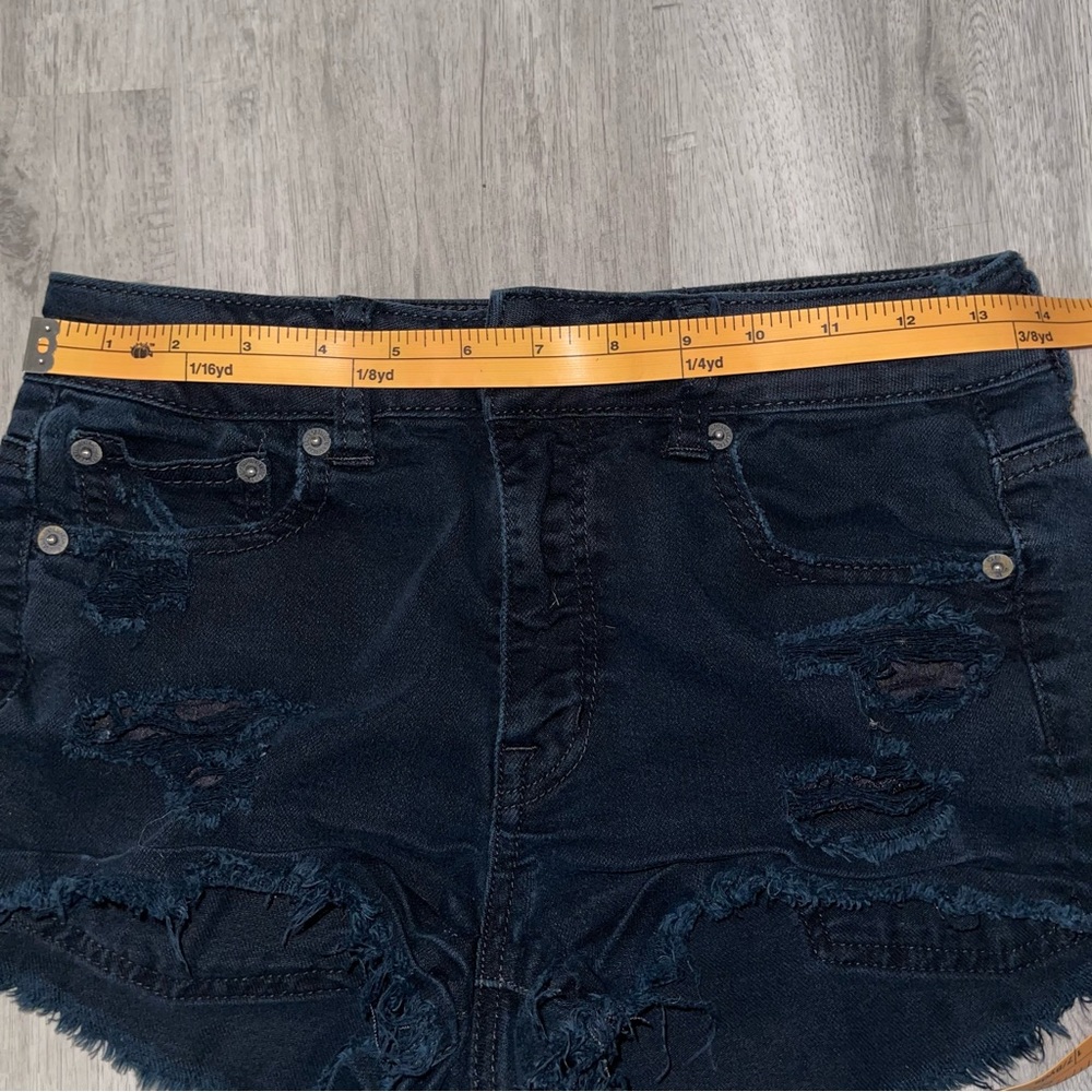 American Eagle Outfitters Denim Stretch Shorts Women’s Black Size 2 Distressed - Picture 9 of 11